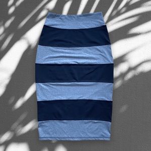 RARE Lululemon Yoga Over Grey & Black Striped Skirt